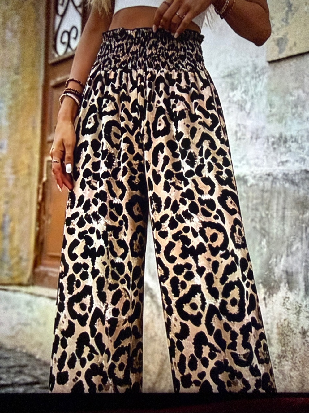Women Leopard Print wide leg loose fit - Beige & Black. 🆕